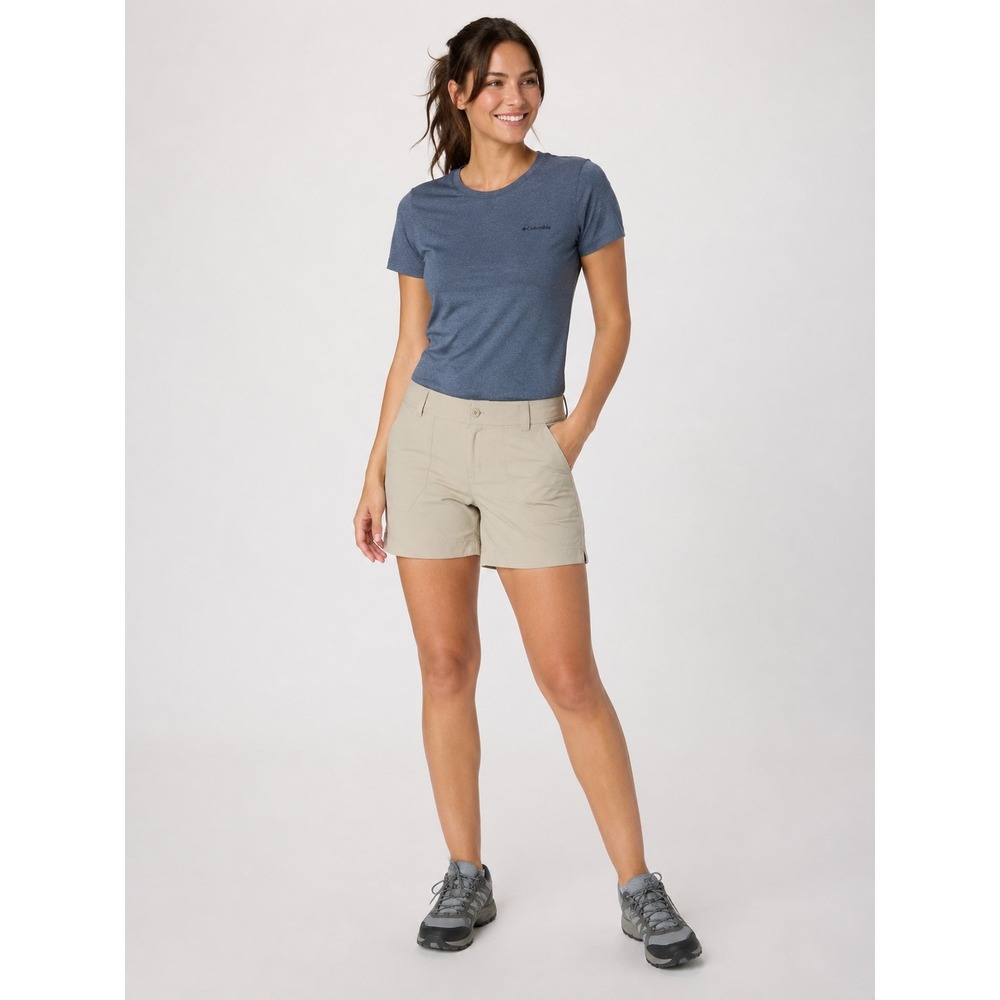 Columbia Women's Chino Shorts Hiking Outdoor Beige Wicking Size 6